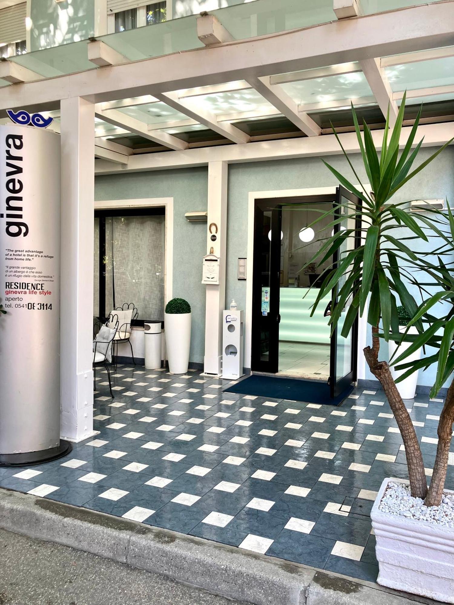 Hotel Ginevra E Residence Cattolica Exterior photo